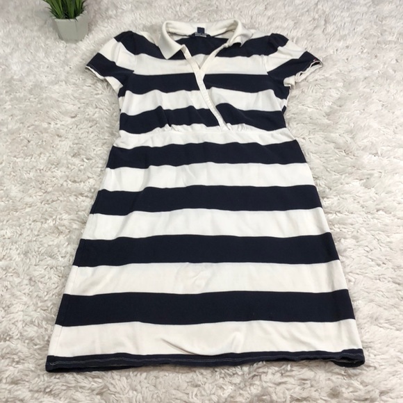 Tommy Hilfiger Dresses & Skirts - 🔥5/25 sale🔥Tommy Hilfiger striped shirt dress